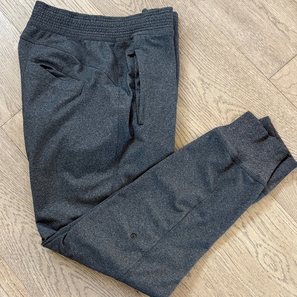Lululemon Men’s Joggers Set - Picture 10 of 14